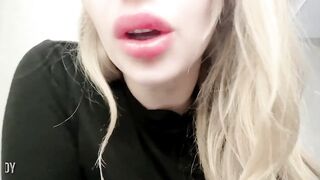 Exceedingly seductive & naughty lips worship and JOI session