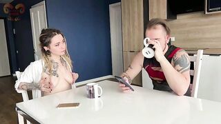 Table Screw with roommate