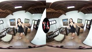 Gaby Gomez Takes YOU on an Immersive 5-Minute SBS VR Ride