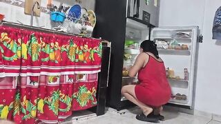 MY NEIGHBOR ALMOST CAUGHT ME RECORDING HER... BUT WHAT HAPPENED NEXT WAS UNEXPECTED