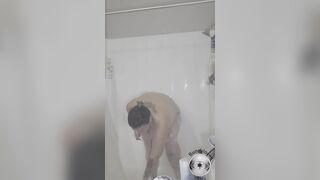 BBW amatire milf bunny showers and lotions for you