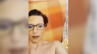 labellerose03 rubs hawt butt with huge boobs