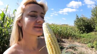 russian milf gets deep corns inside