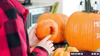 Pumpkin Schlong Stepson Eats Whitney Oc's Cunt Until This playgirl's Screaming in Delight