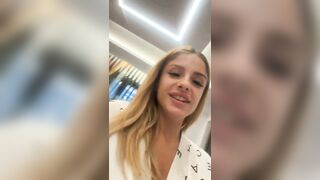 18 Year Old Italian Webcam Star Golden-haired Pays the Delivery Chap with Sex and a Jizz flow in Her Mouth