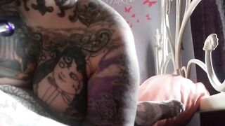 Trying to take big hits. Olivia inks split tongue tricks