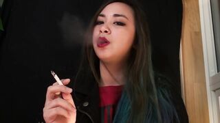 Miss Dee Nicotine Ashes On YOU - Smokin' Fetish - Ashtray POV