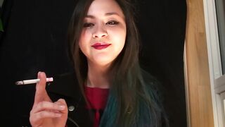 Miss Dee Nicotine Ashes On YOU - Smokin' Fetish - Ashtray POV