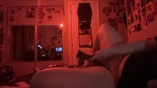 Horny Trans Chap has a priceless wank (quick cum!)