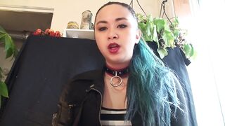 MissDeeNicotine Loves Smokin' with her Human Ashtray