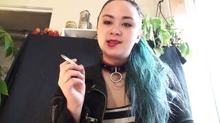 MissDeeNicotine Loves Smokin' with her Human Ashtray