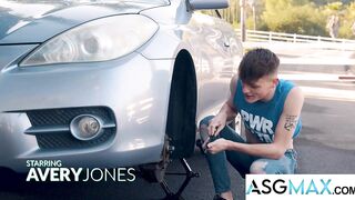 NEXT DOOR TWINK - Stranded Duok Gets Roadside Rescue & Deep Shlong Fix