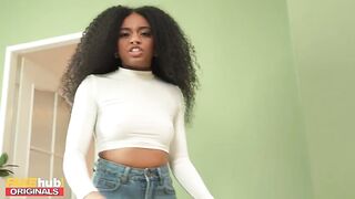 This sweetheart's so HOT when this honey's ANGRY! Ebony step sister pity fucks her useless step bro