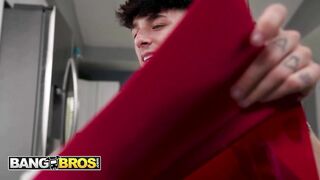 BANGBROS - Rachael Cavalli Ends A Steamy Shower With Axel And Ethan Covering Her Face With Cum