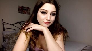 TOPLESS TEEN CAMGIRL CUTE LINGERIE CHATURBATE BEDROOM LIVESTREAM RECORDING