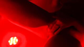Cameltoe Vagina Masterbates In Bathtub
