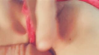A Quick Little Treat For My Nice-looking Pink Vagina