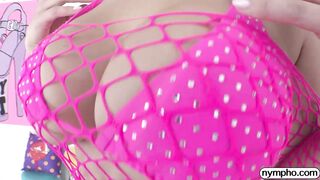 NYMPHO Craving Cyber Doll's curves