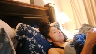 Crazy Lalin gal Loves A Solo Cam