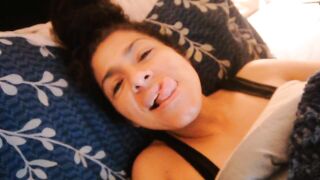 Crazy Lalin gal Loves A Solo Cam