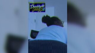Solo female enjoyment: thick and curvy twerk by greenteamxxx