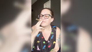 BBW MILF bake 420