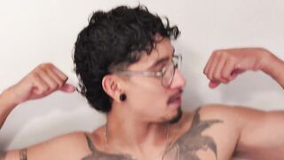 BIG RAMROD WORSHIP AND SHARED DEEPTHROAT PLEASURE WITH ANDCRISTIAN