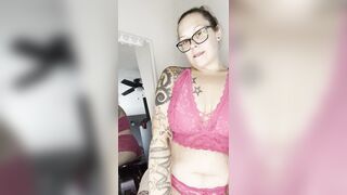 BBW stepmom MILF smokin' joint and bake in bra and panties from behind POV