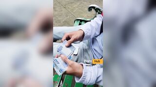 SEXO POR DINERO Le pago a chico DESCONOCIDO Por que engañe a su novia y grabe conmigo