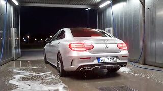 NUDE CAR DRIVE through MUNICH - (Bare in Public AI- Entertainment)