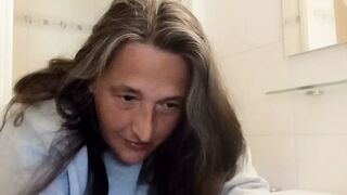 BBW abdomen wobbling shower mature German