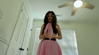 Devyn's Sultry '50s Giantess Fantasy HD POV Tiny Thrills Awaits!