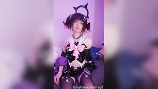 【ZZZ】Cute femboy cosplay Nangong Yu masturbating and spunk fountain