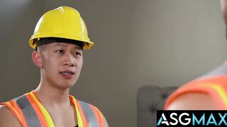 NEXT DOOR STUDIOS - Big Cock Hunk Johnny Donovan Destroys Asian Shlong Ricky Lee
