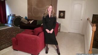 American milf Rebecca Love will tell you how it's done