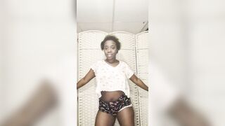 Petite Or Skinny Thick???