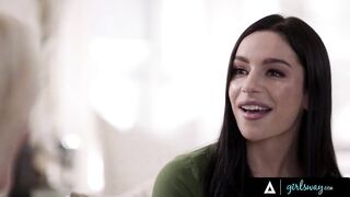 GIRLSWAY - Double Date Turns Awkward When Kenna James Meets Girlfriend’s Ex Emma Hix! HOT FOURSOME