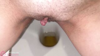 Morning collection of yellow pee! Check out my pads and panties!