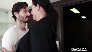 MILF boss DaCada screws apprentice at the garage