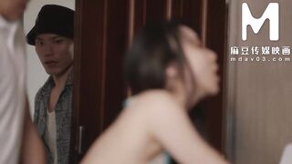 ModelMedia Asia - Having familiar sex in unfamiliar places while traveling abroad