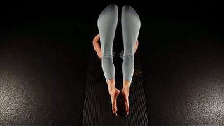 Exploring flexible feet and pure pussy fun