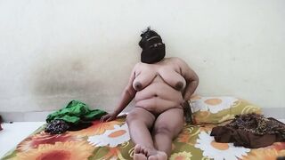 Big butt and perfect snatch gets creampie
