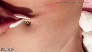 POV Playing with My Stomach Button Ring
