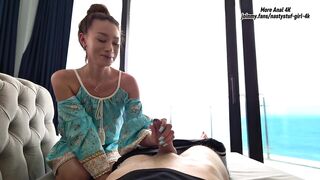 Dong Makes Her Glad