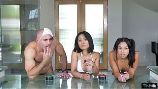 2 gals vs 1 dude: can this chab guess right?