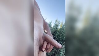 Deddi Culoo Pissing in the wild in the bush all naked dong unleash big flux