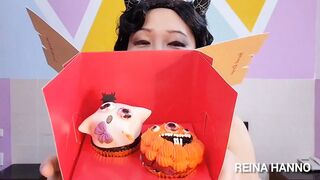 Lustful Madame Pt 01: Halloween Cupcake Creaming
