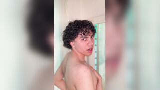 Mejor amigo me ofrece el culo