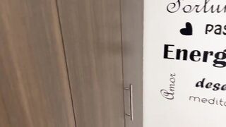 Empty room journey ended with a Sloppy Oral pleasure and Hard Screw