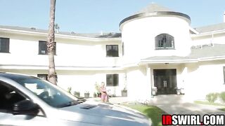 Blonde Chick Squirting During Interracial Sex With Contractor